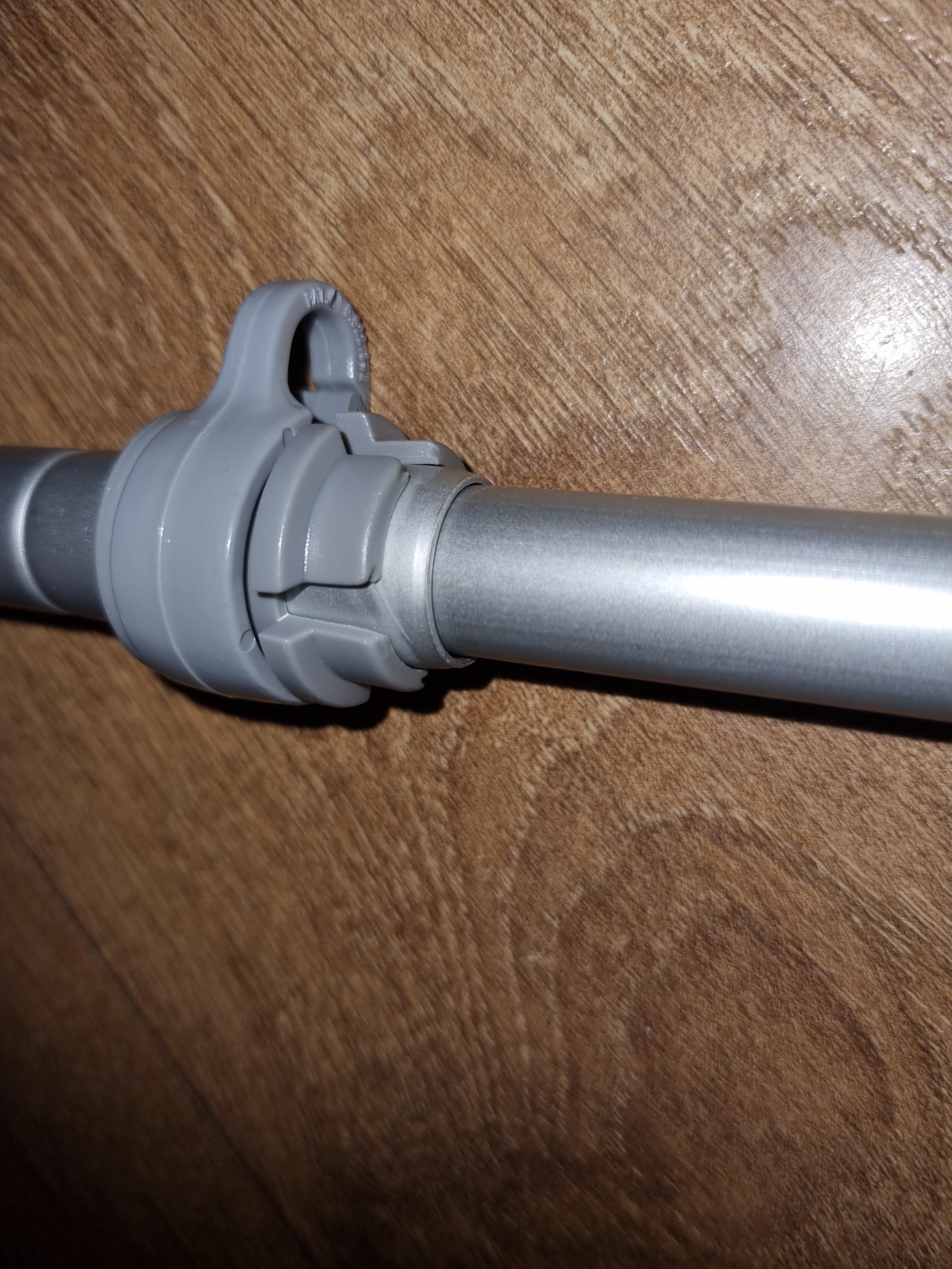 Telescopic aluminium 6ft hand flag pole