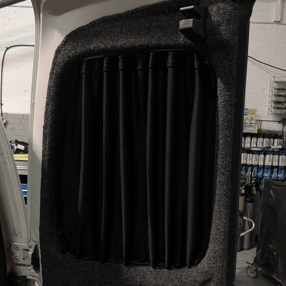 For Vauxhall New Vivaro Premium blind 1 x Barn door Window Curtains
