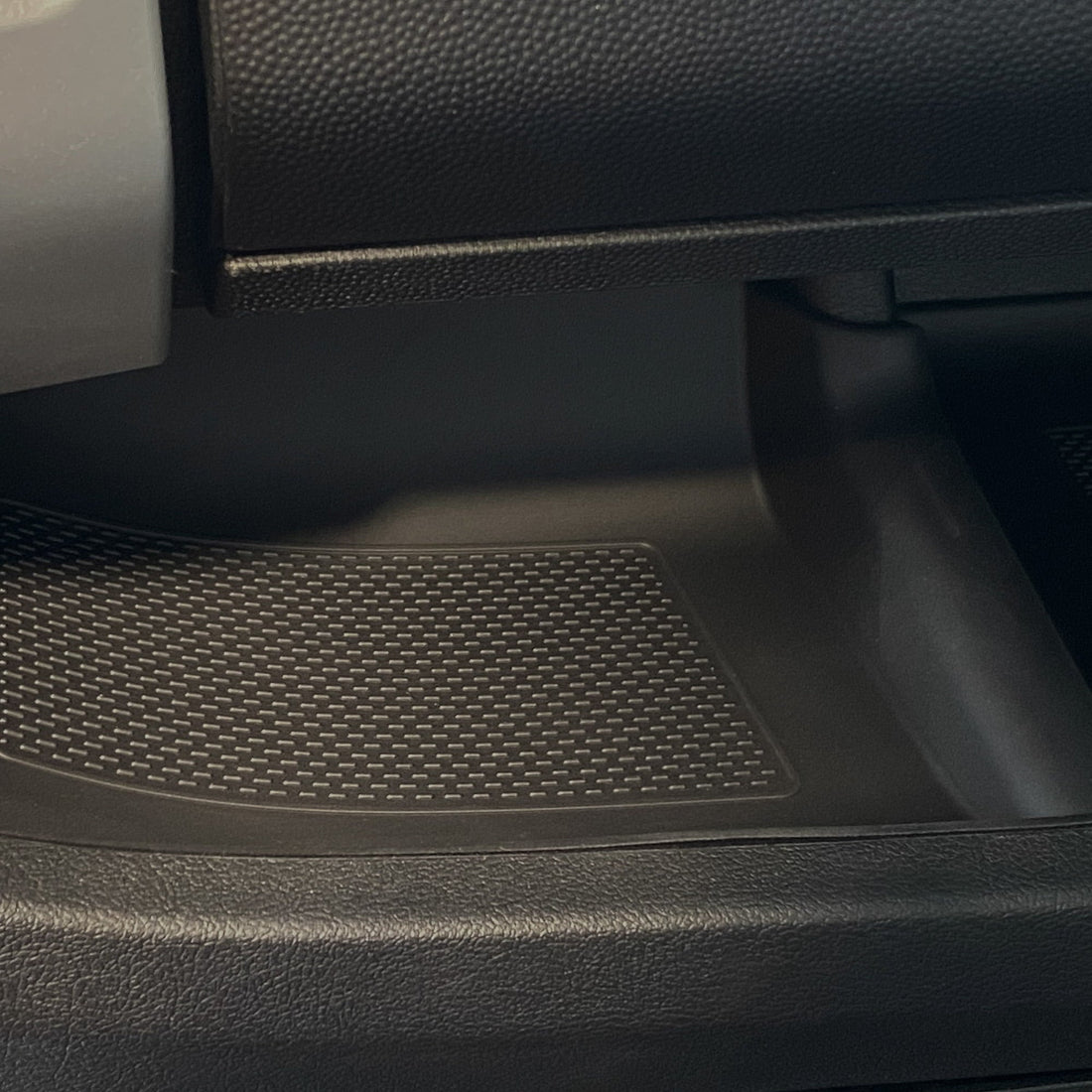 For Citroën Relay Lower Dashboard Rubber Inserts/Mats Black | Auto-Trail Motorhome & Camper | Van-X