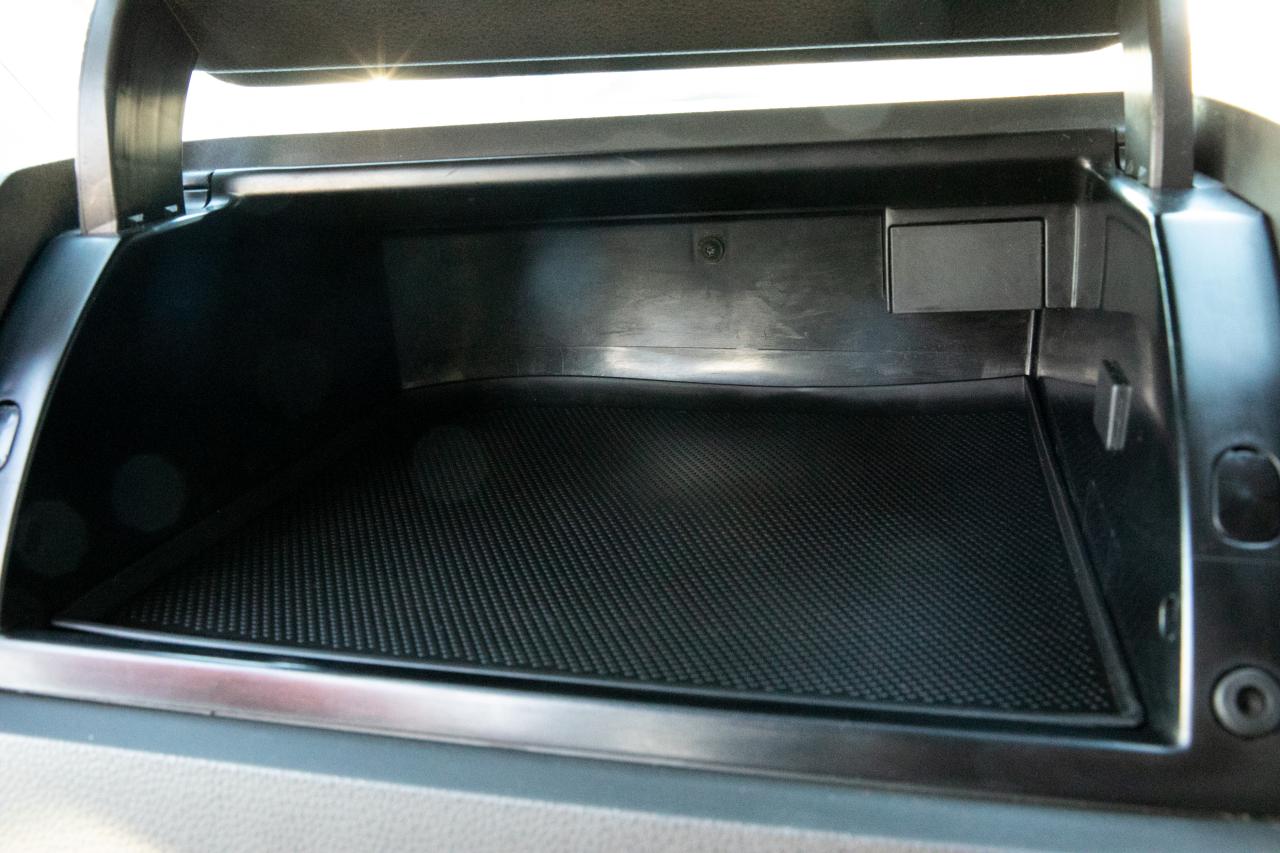 For VW T5/T5.1 Dashboard Glove Box Rubber Insert | Van-X