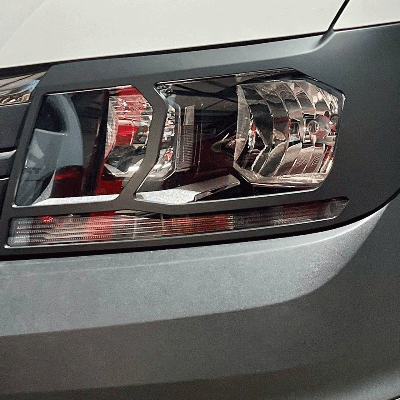 For MAN TGE Headlight Guards – Hammerite Ultimate Matte Black – Premium Protection | Van-X