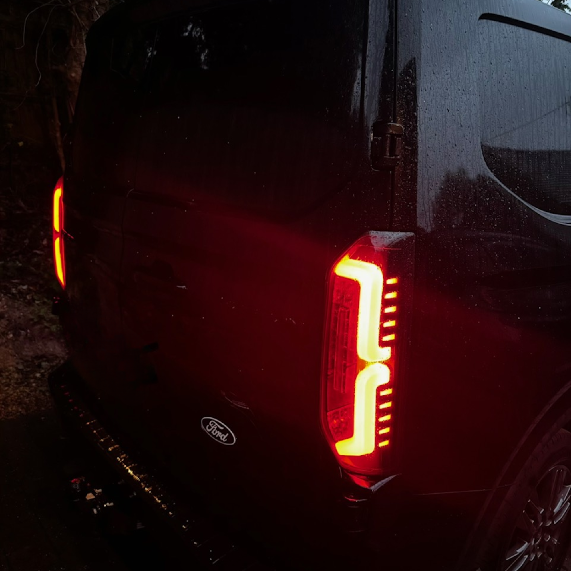 For New Ford Transit Custom 2024-2026 Full LED Rear Lights | Smoked Tail Light Upgrade | Van-X