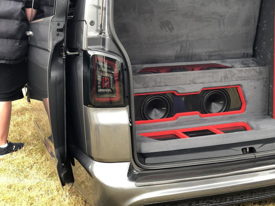 For VW T5 Transporter MK3.1 Tailgate LED Rear Lights Smoked Full Frame Light Bar Upgrade – Van-X