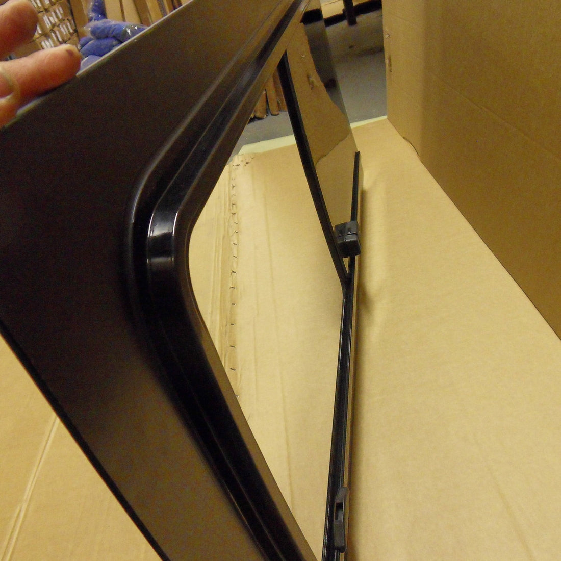 For VW T6 Transporter Sliding Side Window – Tinted Limo Glass | Van-X