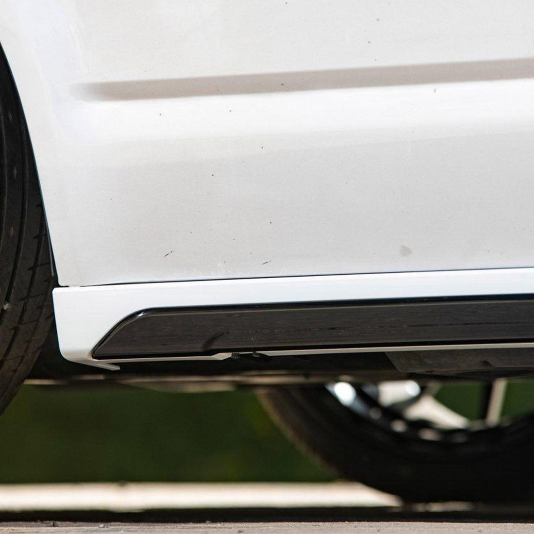 For VW T6.1 Transporter LWB Side Skirts Candy White Plastic Painted and Ready to Fit