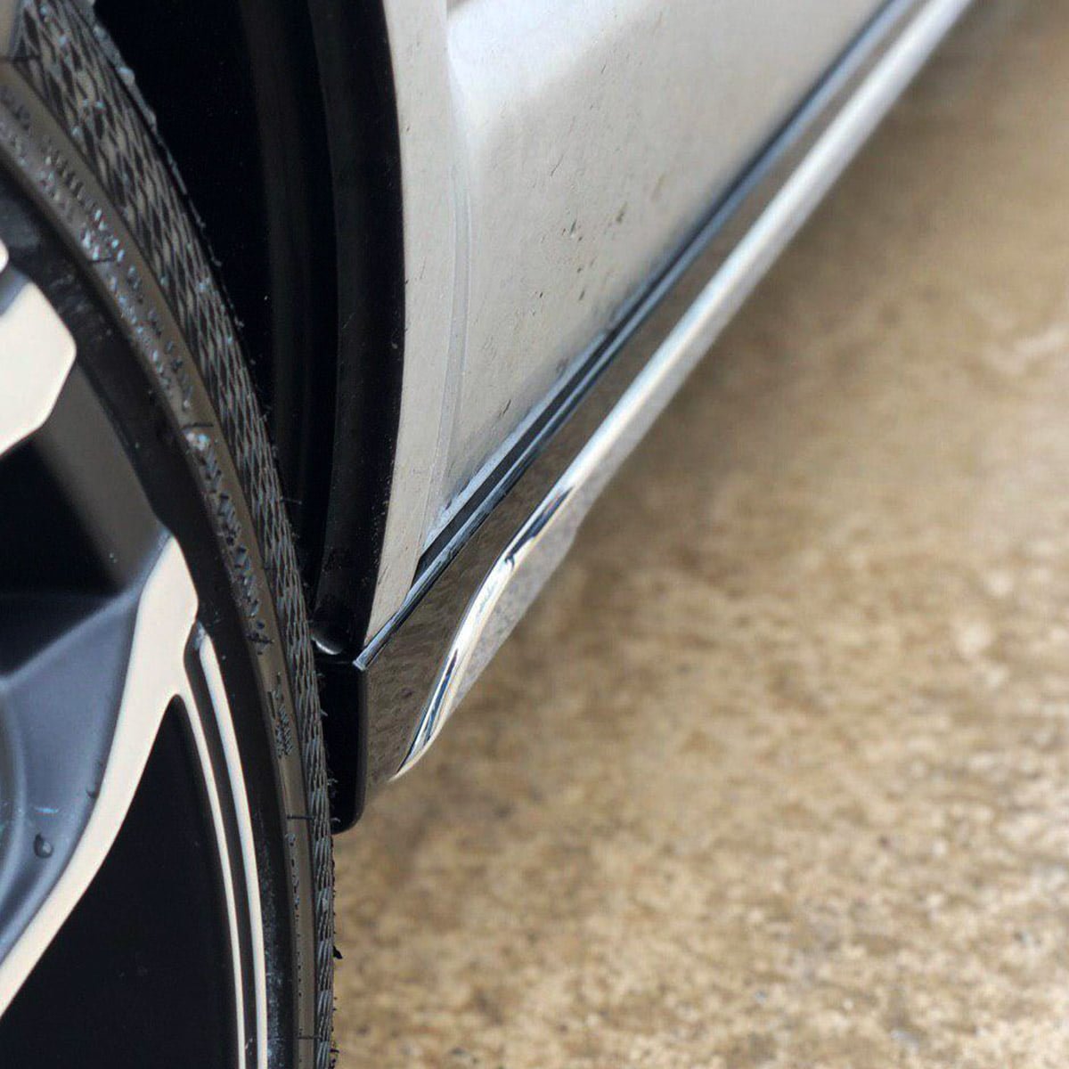 For VW T5, T5.1 SWB Side Skirts Deep Black Plastic Painted and Ready to Fit