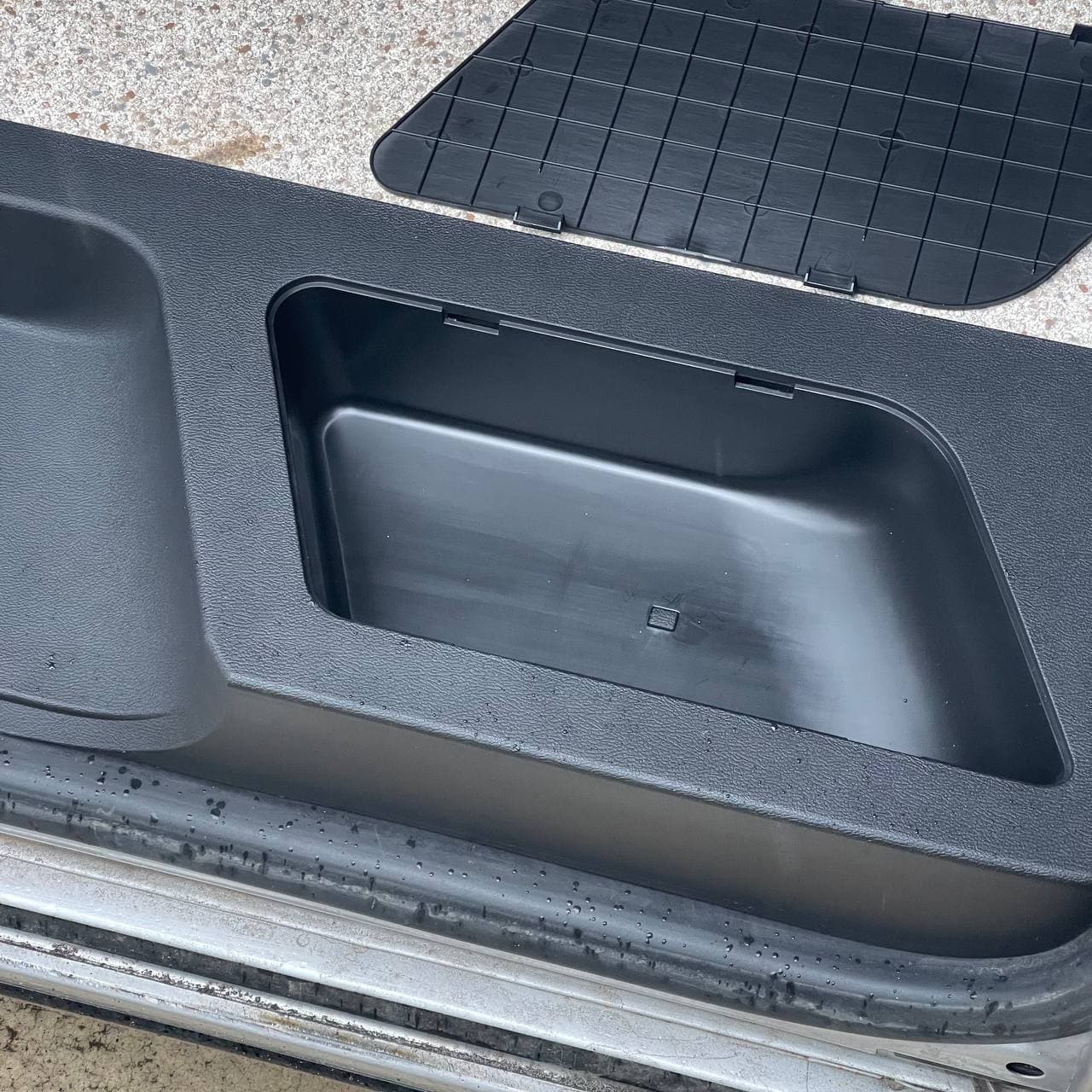 For VW Transporter T6 Side Step V3 – 17mm Deep with Storage Compartment | Van-X