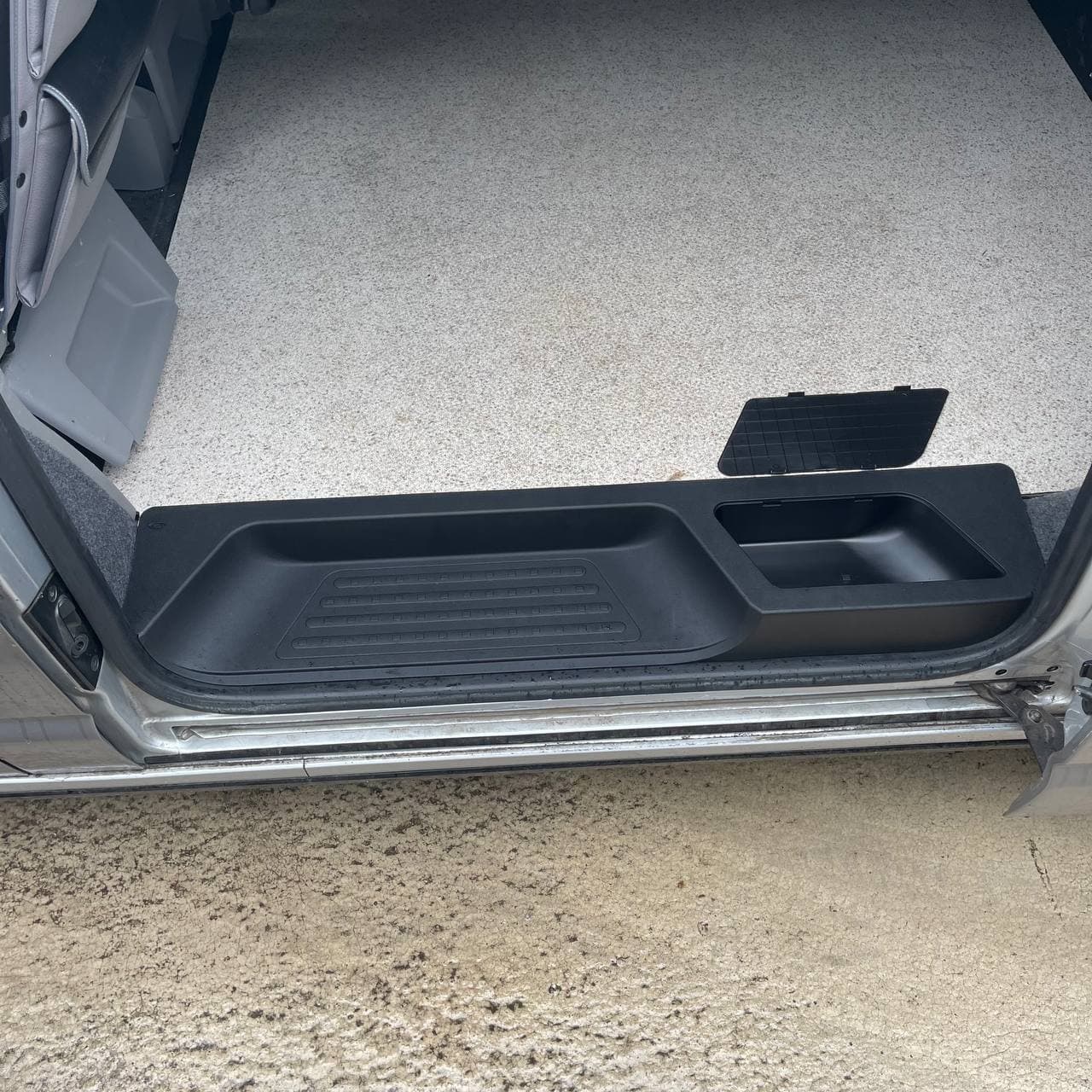 For VW Transporter T6.1 Side Step V3 – 17mm Deep with Storage Compartment | Van-X
