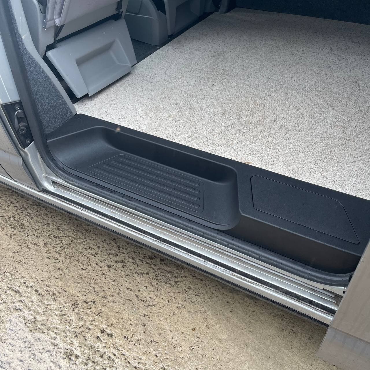 For VW Transporter T6 Side Step V3 – 17mm Deep with Storage Compartment | Van-X