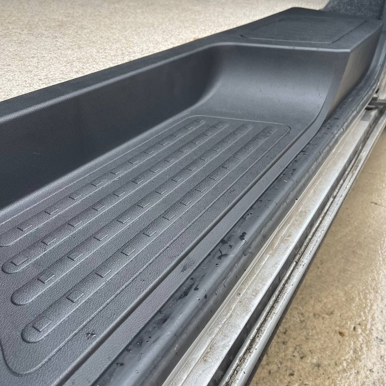 For VW Transporter T6 Side Step V3 – 17mm Deep with Storage Compartment | Van-X