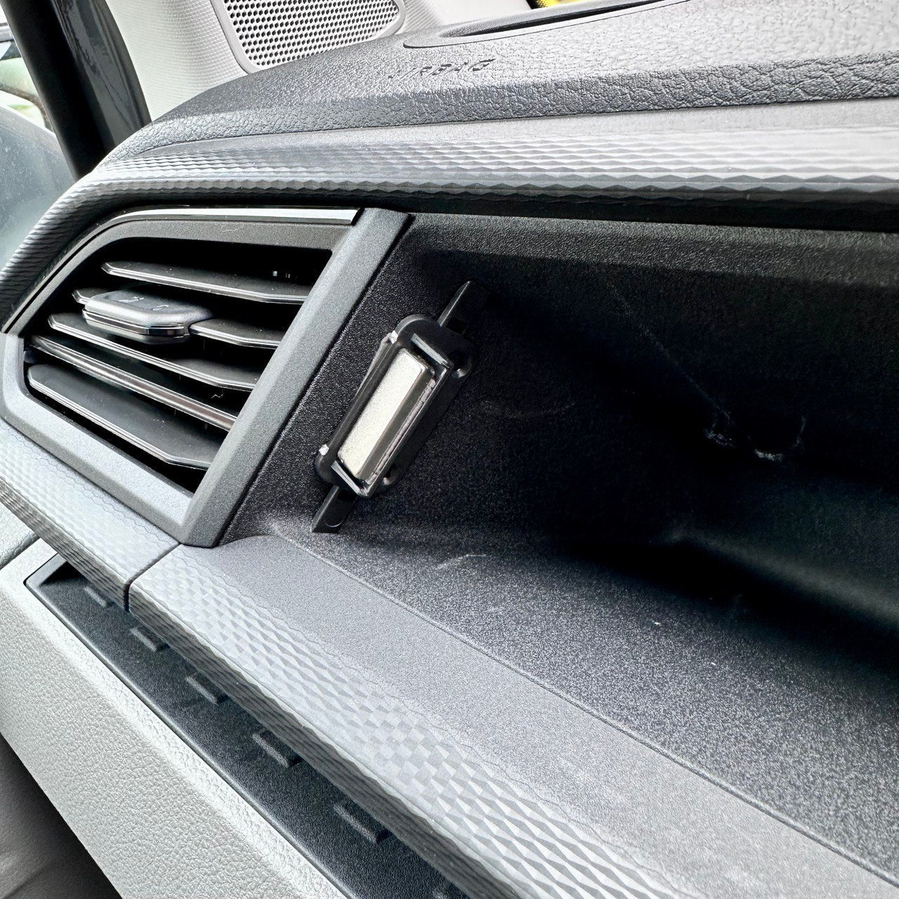 For VW T6.1 Glove Box Magnetic Lid/Cover Gloss Black – Van-X