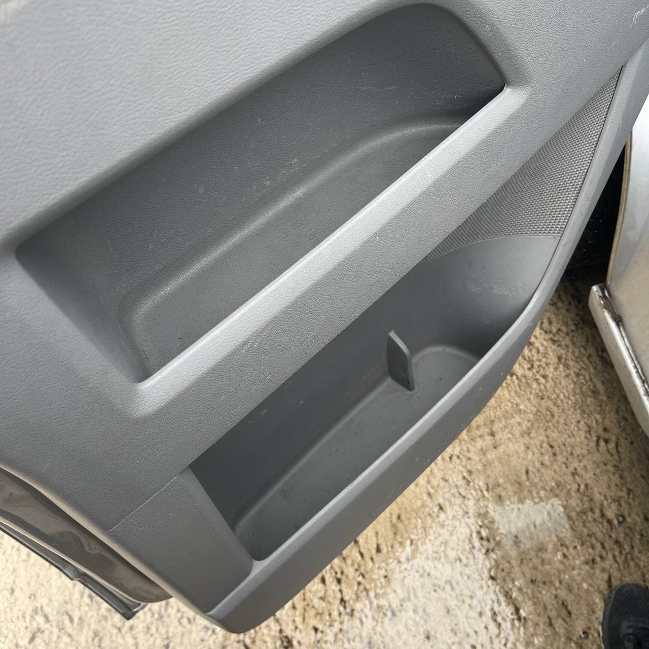 For VW T5/T5.1 Door Pocket Inserts Light Grey | Rubber Door Liners Driver & Double Passenger – Van-X