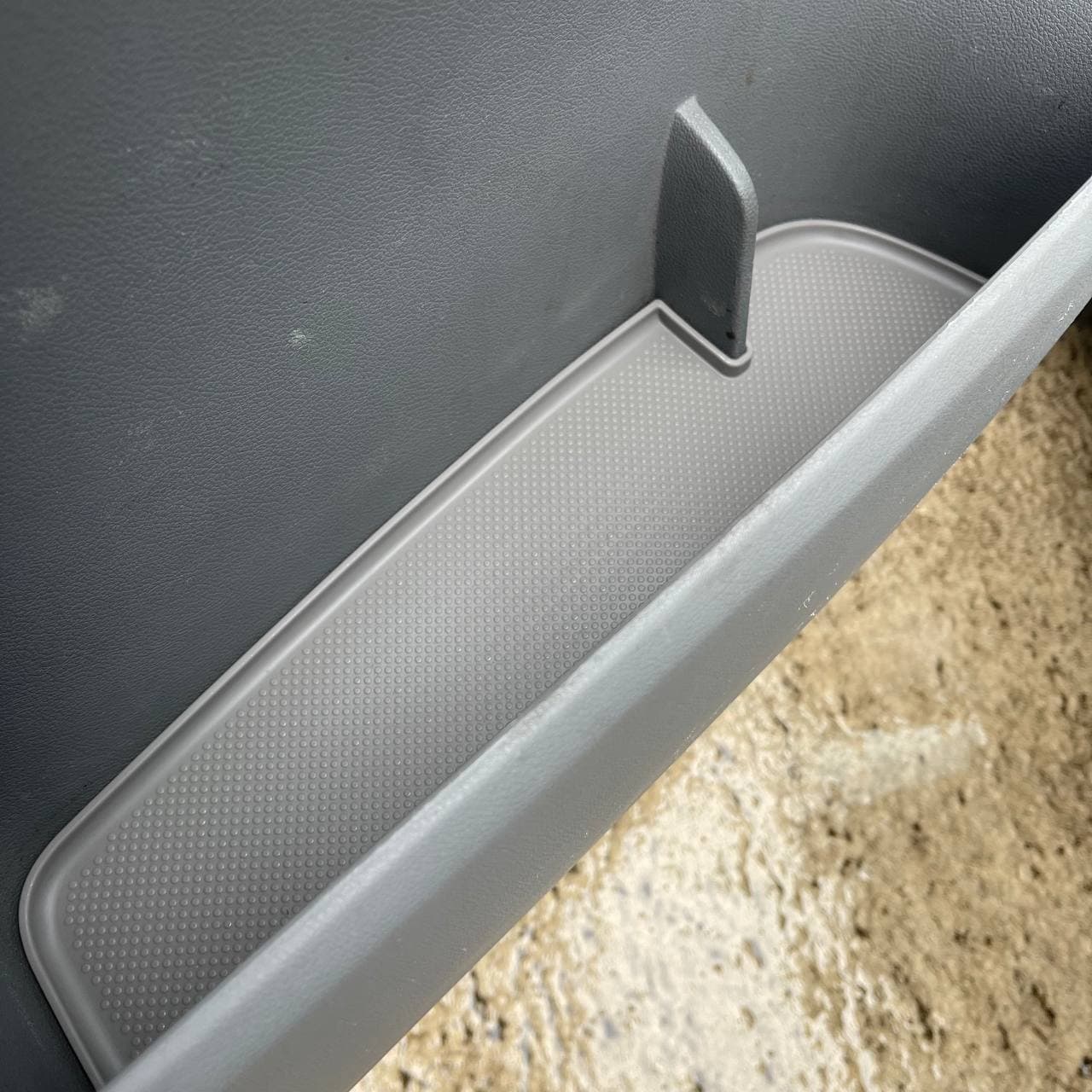 For VW T5/T5.1 Light Grey Door Pocket Inserts – Both Captain Seats | Van-X
