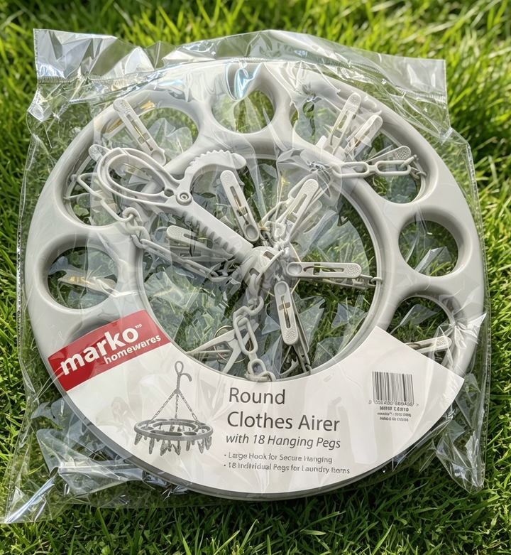 Round clothes airer with 18 hanging pegs