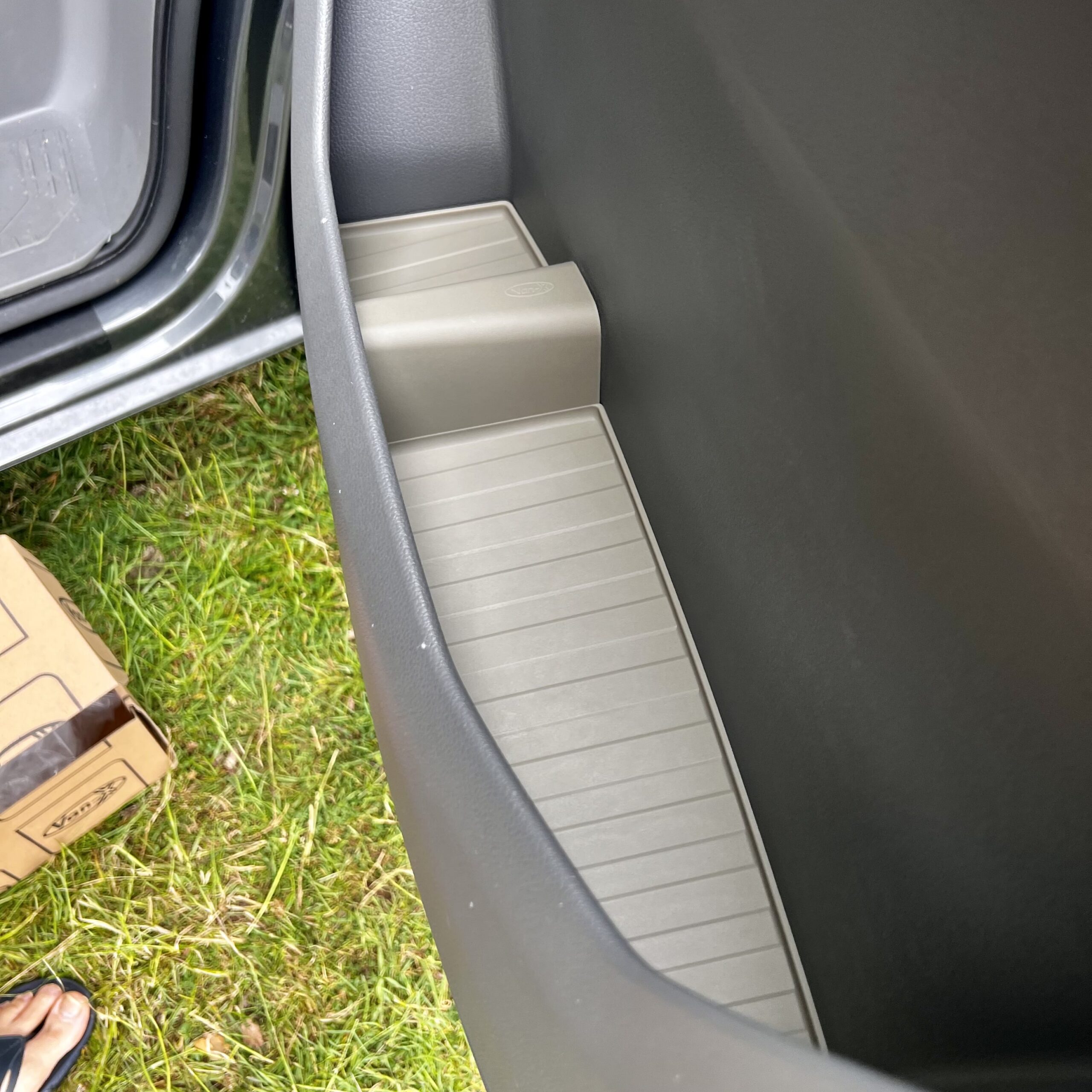 For VW Crafter New Shape Rubber Door Liner Pocket Inserts Grey