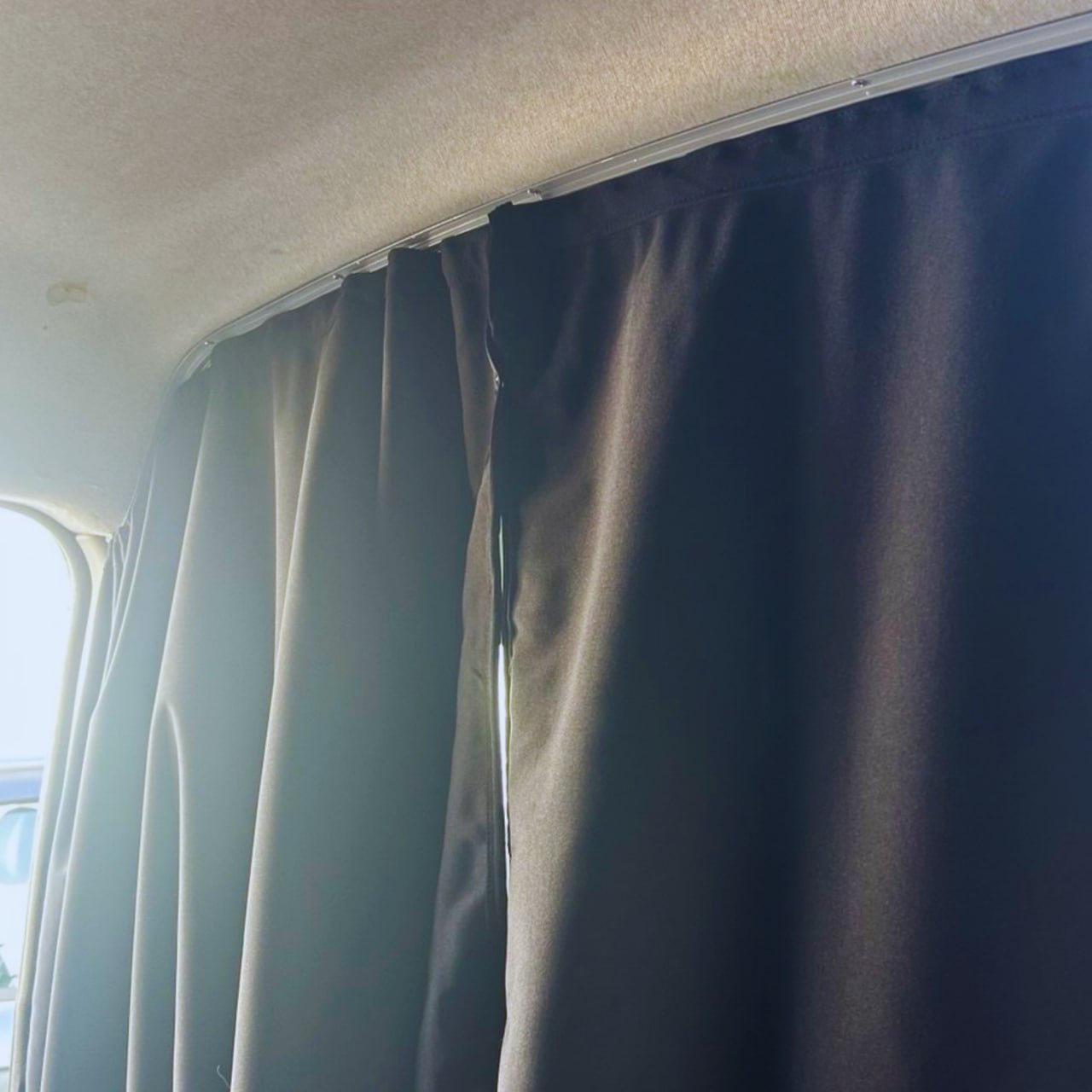 For Fiat Ducato / Ram ProMaster Cab Divider Curtain Kit with Rail Premium Quality - Van-X