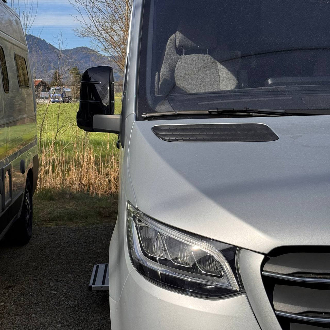 For Mercedes Sprinter Dodge 907 Wing Mirror Covers with Indicator - Gloss Black (Set of 2) - Replacement Caps for 907 Models