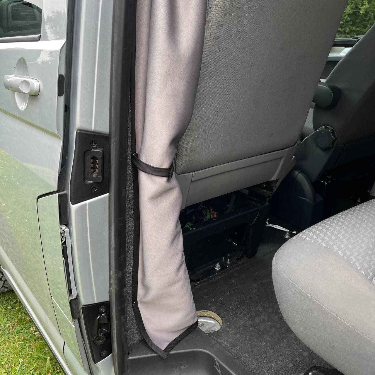 For Mercedes Dodge Sprinter Cab Divider Curtain Kit with Rail Premium Quality - Van-X