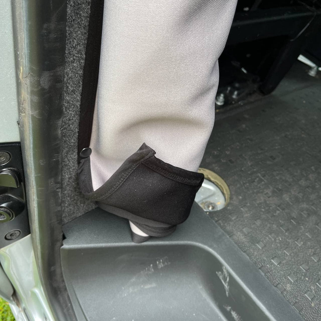 For VW T4 Transporter Cab Divider Curtain Kit with Rail Premium Quality - Van-X