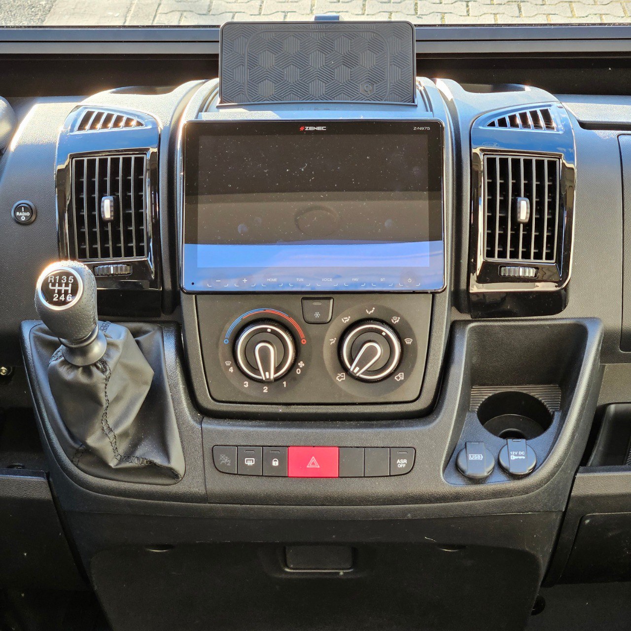 For Vauxhall Movano Dashboard Air Vent (Black) – Painted OEM Replacement, Ready to Fit | Van-X