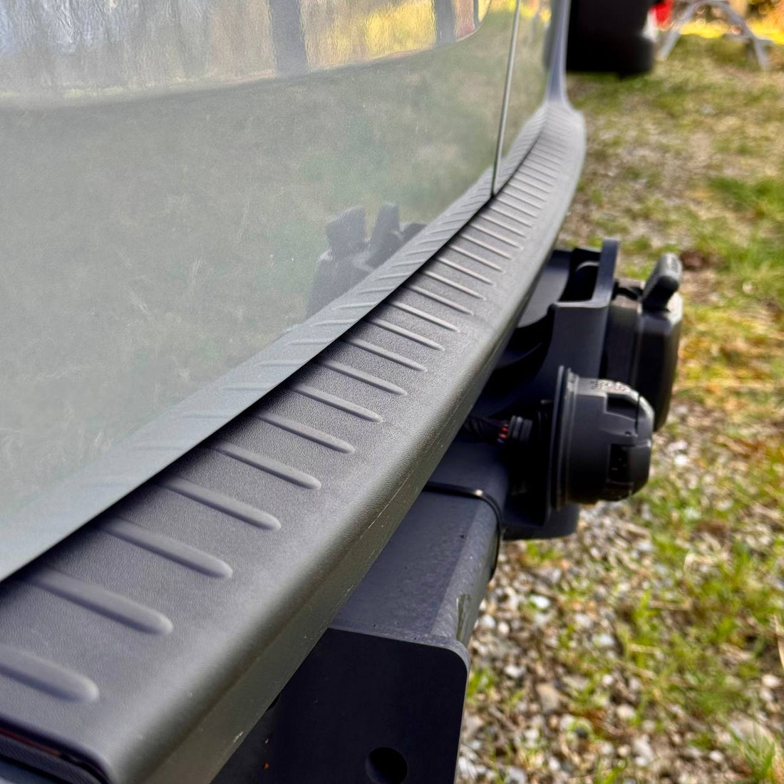 For Mercedes-Benz Sprinter Dodge 907 Rear Bumper Protector | Heavy-Duty Van Bumper Guard – Van-X