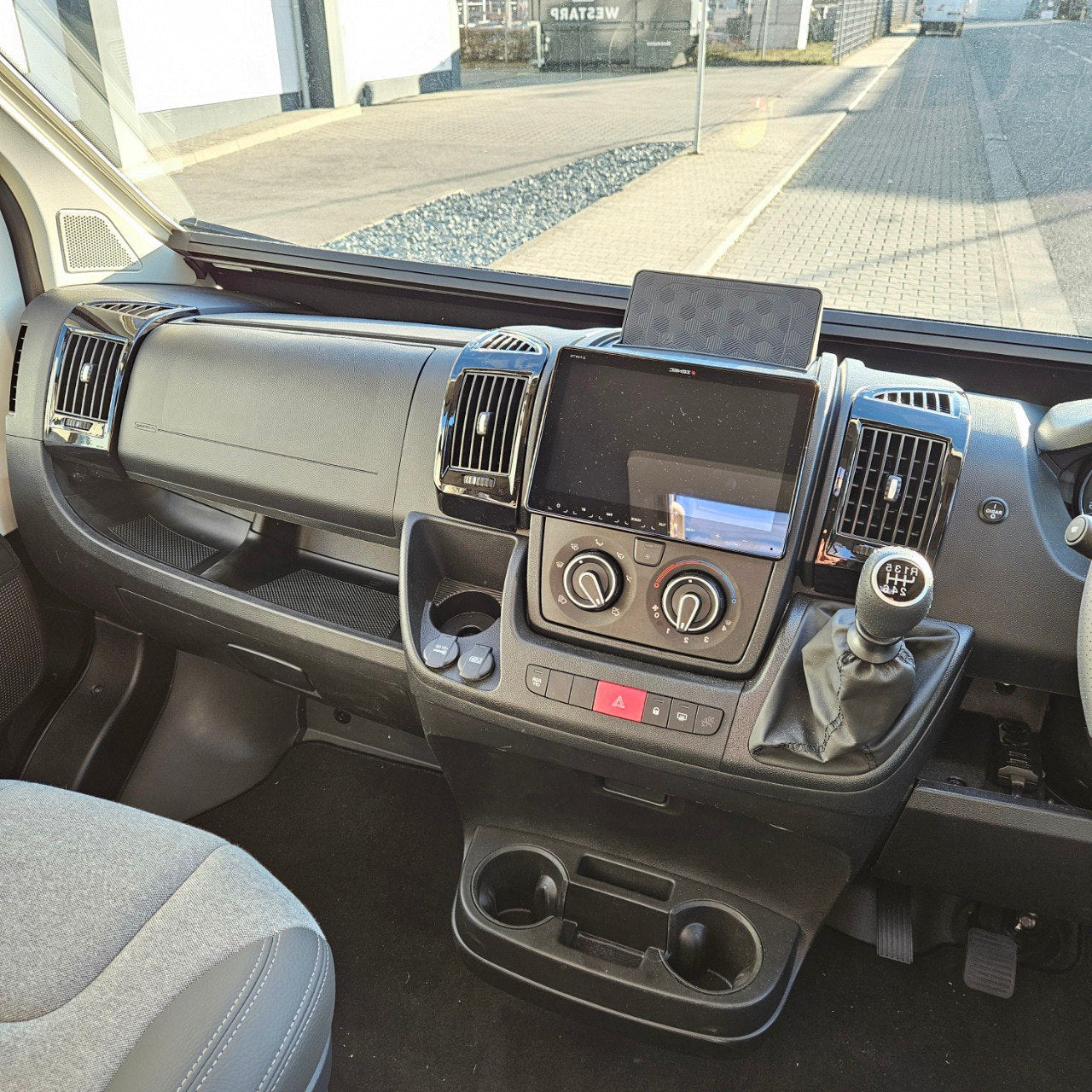 For Fiat Ducato / Ram ProMaster Black Dashboard Air Vent – Painted OEM Replacement, Ready to Fit | Van-X