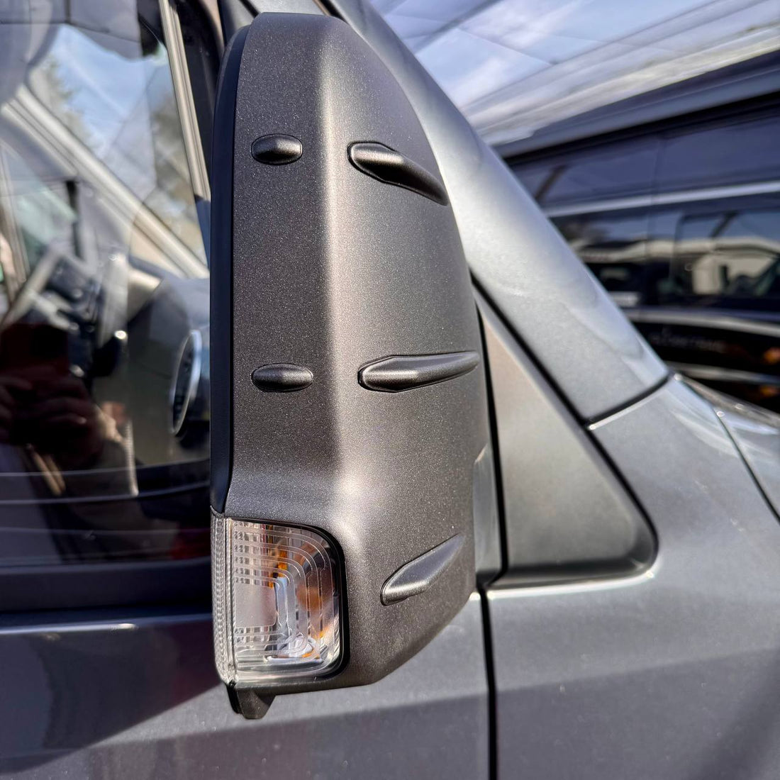For Mercedes Sprinter Dodge 907 Wing Mirror Covers with Indicator - Hammerite (Set of 2) - Replacement Caps for 907 Models
