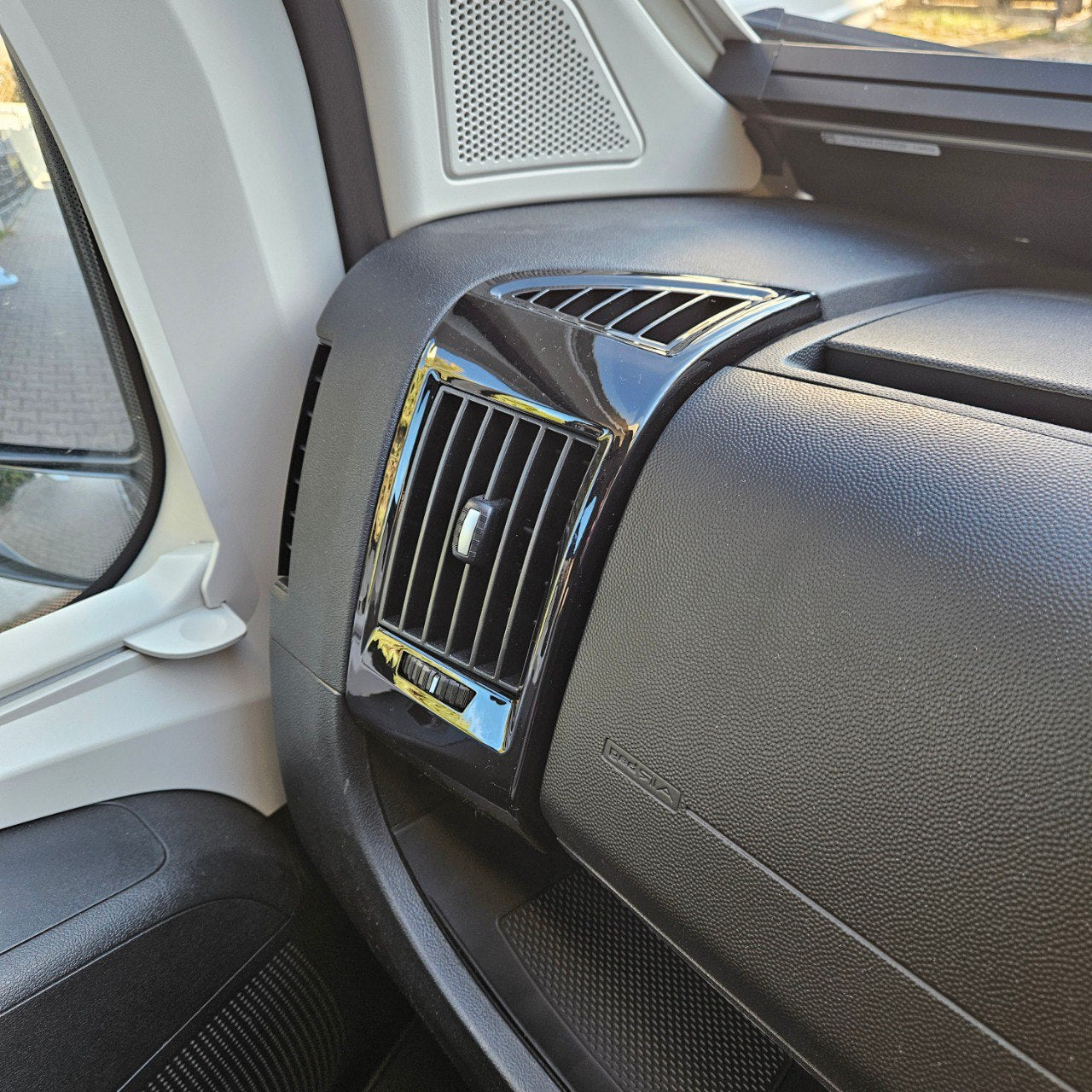 For Citroen Relay Dashboard Air Vent (Black) – Painted OEM Replacement, Ready to Fit | Van-X