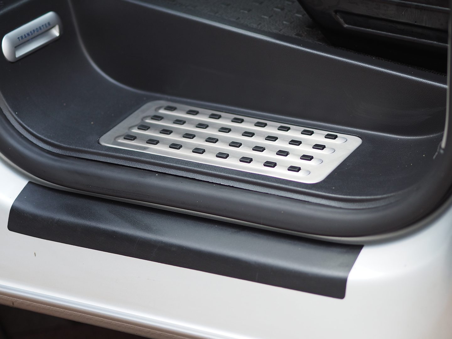 For VW T6.1 Caravelle Style Full Step (Set of 4) with Highline LED Logo Lights | Van-X