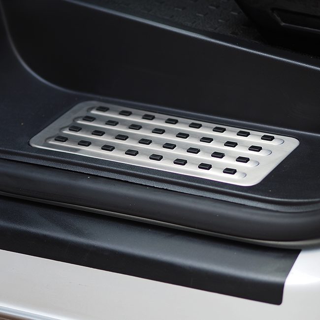 For VW T6.1 Caravelle Style Full Step (Set of 4) with Highline LED Logo Lights | Van-X