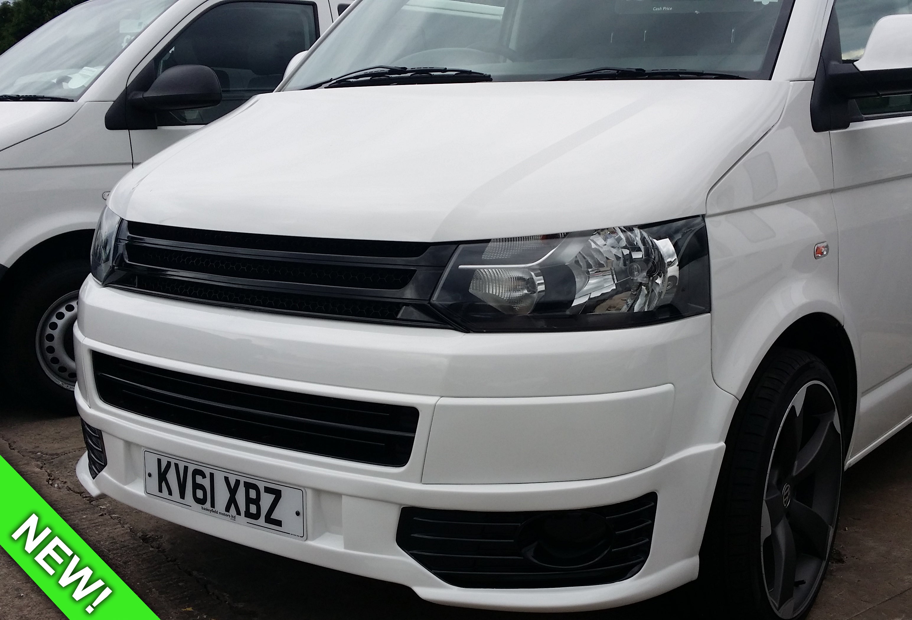 For VW Volkswagen T5.1 Front Badgeless Grille – Gloss Piano Black Finish | Van-X