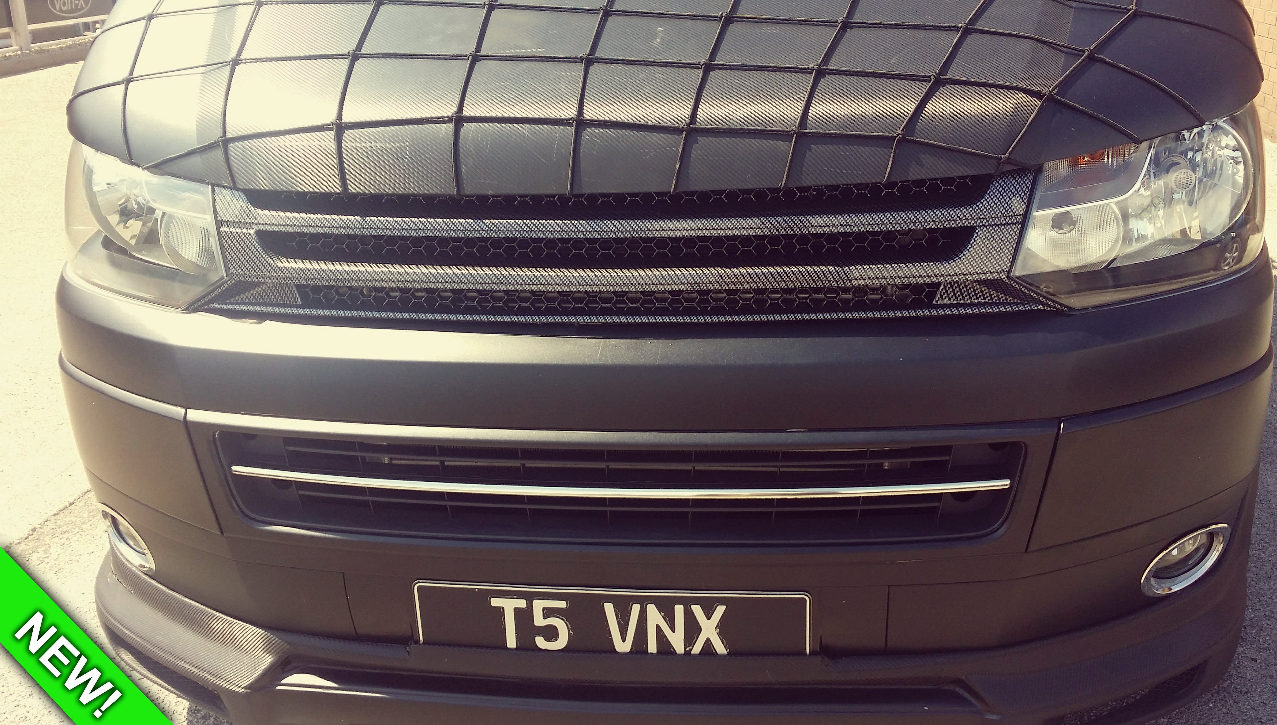 For VW T5.1 Silver Carbon Badgeless Grille *Clearance* [B Grade]