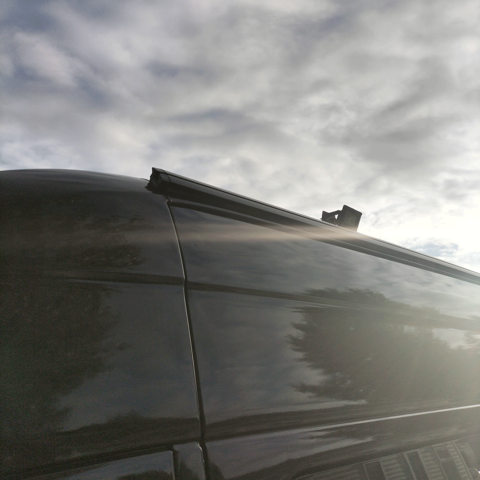 For Mercedes Sprinter / Dodge Sprinter Black Awning Rails – Drive-Away & Reimo Compatible | Van-X