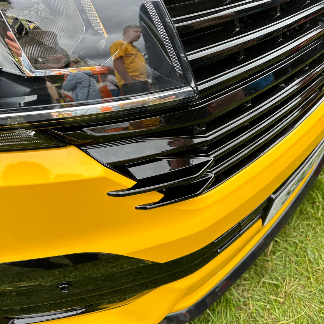 For VW T6.1 Front Grille Side Fins – Gloss Black Finish (Set of 4) | Van-X