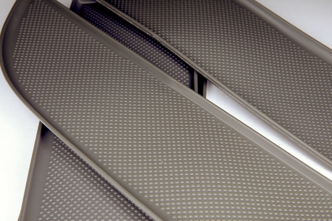 For VW T5/T5.1 Dark Grey Rubber Door Pocket Inserts for Driver & Double Passenger Doors – Van-X