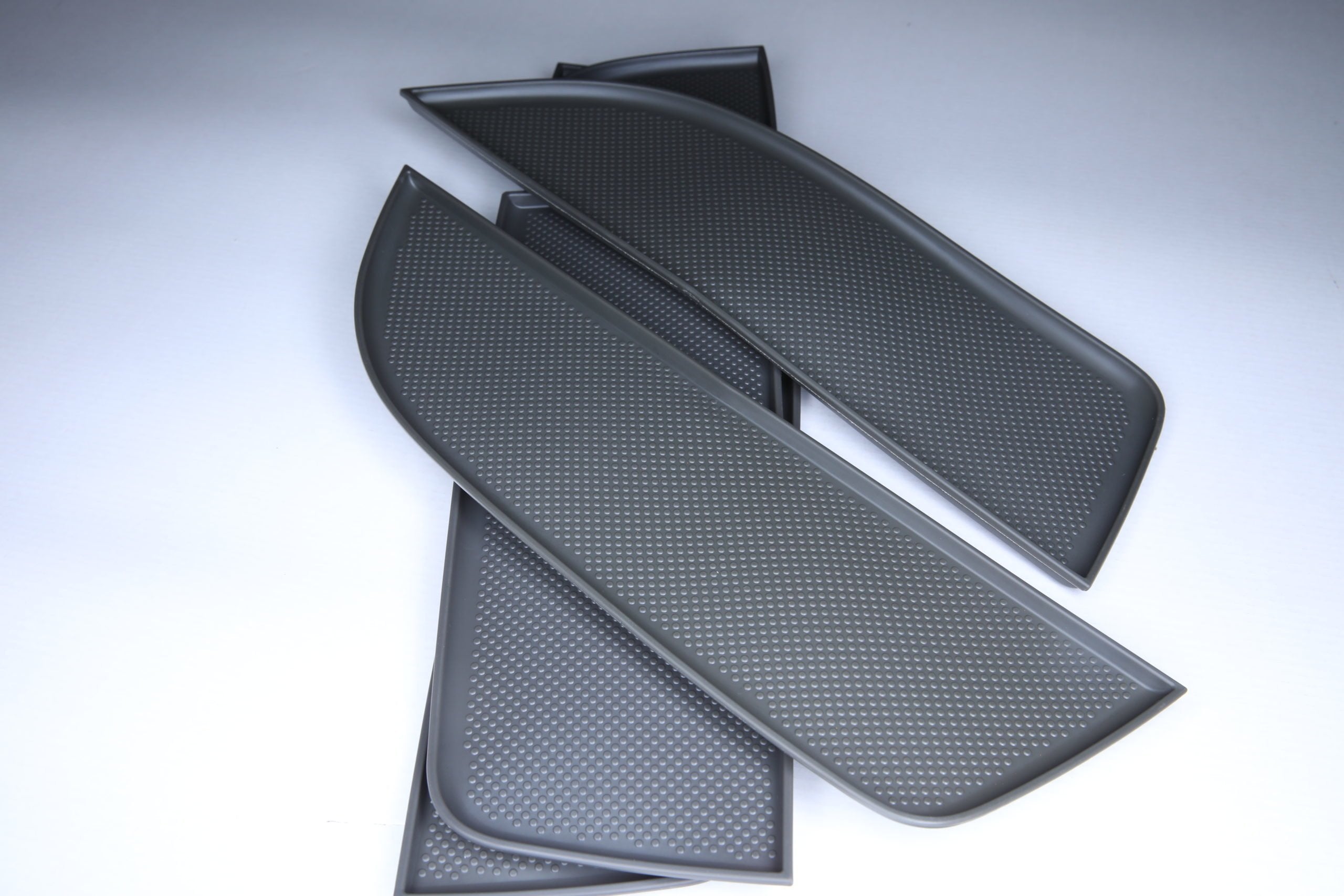 For VW T5/T5.1 Dark Grey Rubber Door Pocket Inserts for Driver & Double Passenger Doors – Van-X