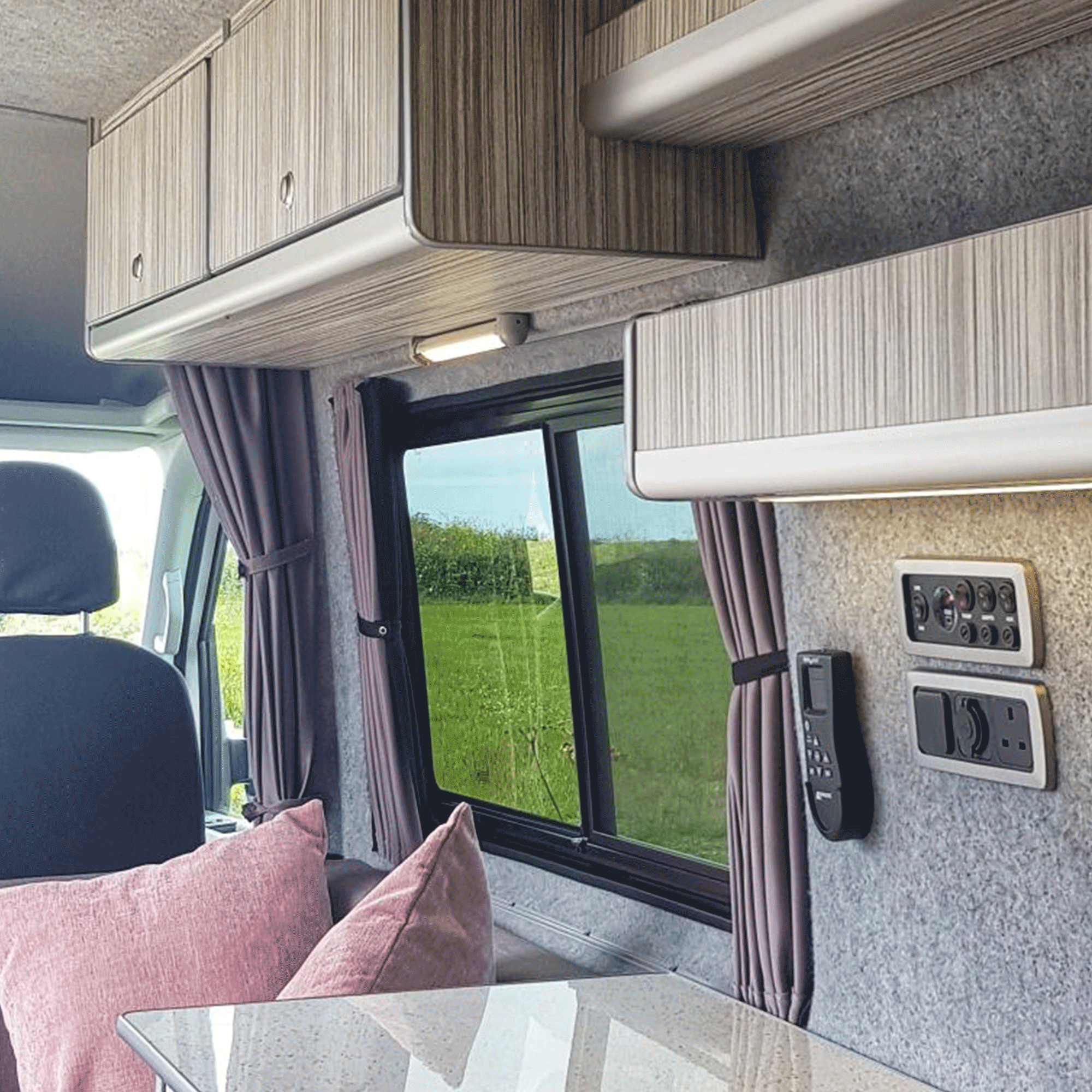 For MAN TGE / New Crafter Premium 2 x Side Window Curtains | Van-X