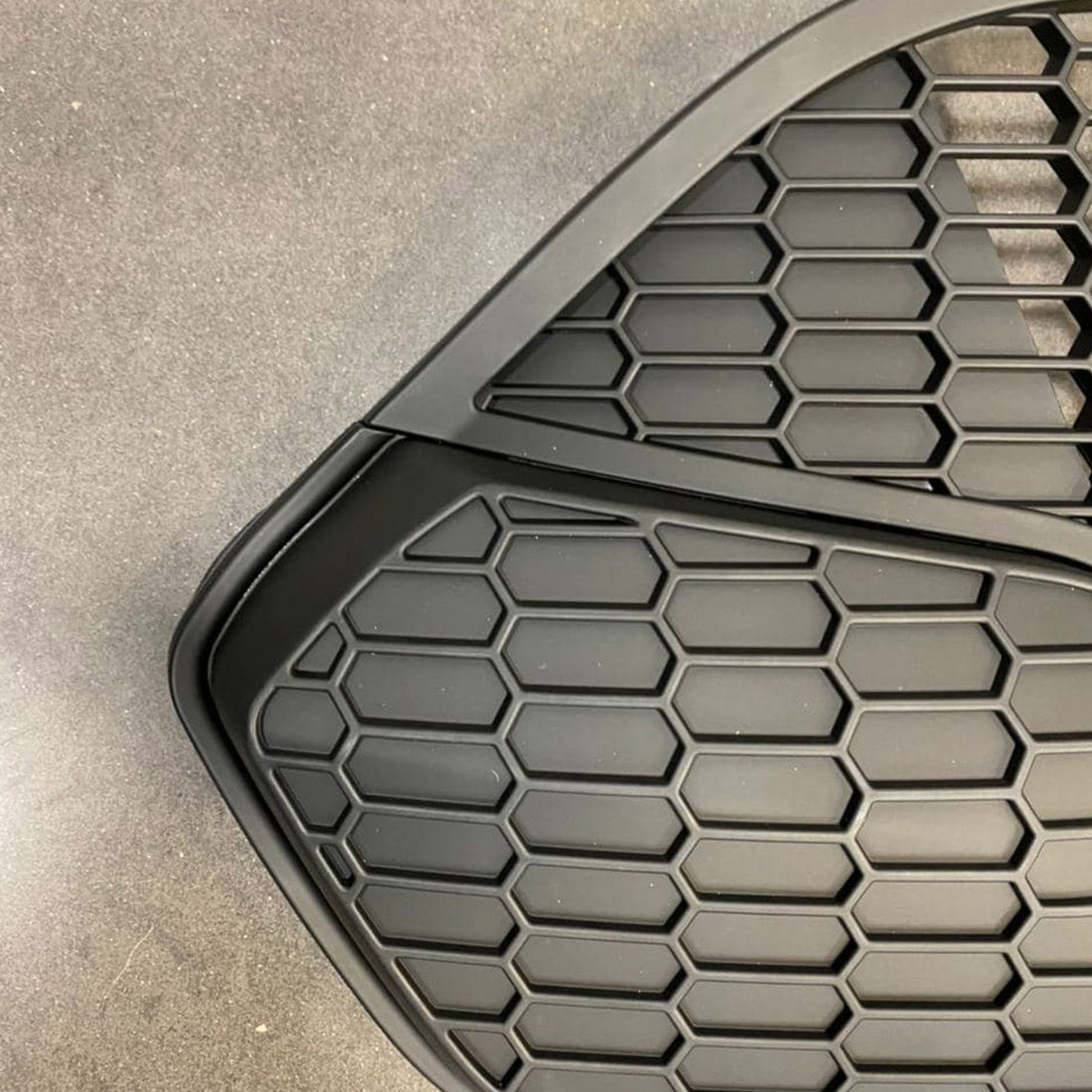 For Ford Transit Custom Honeycomb Front Grille – Matte Black Upgrade for MK1 (2012-2018)