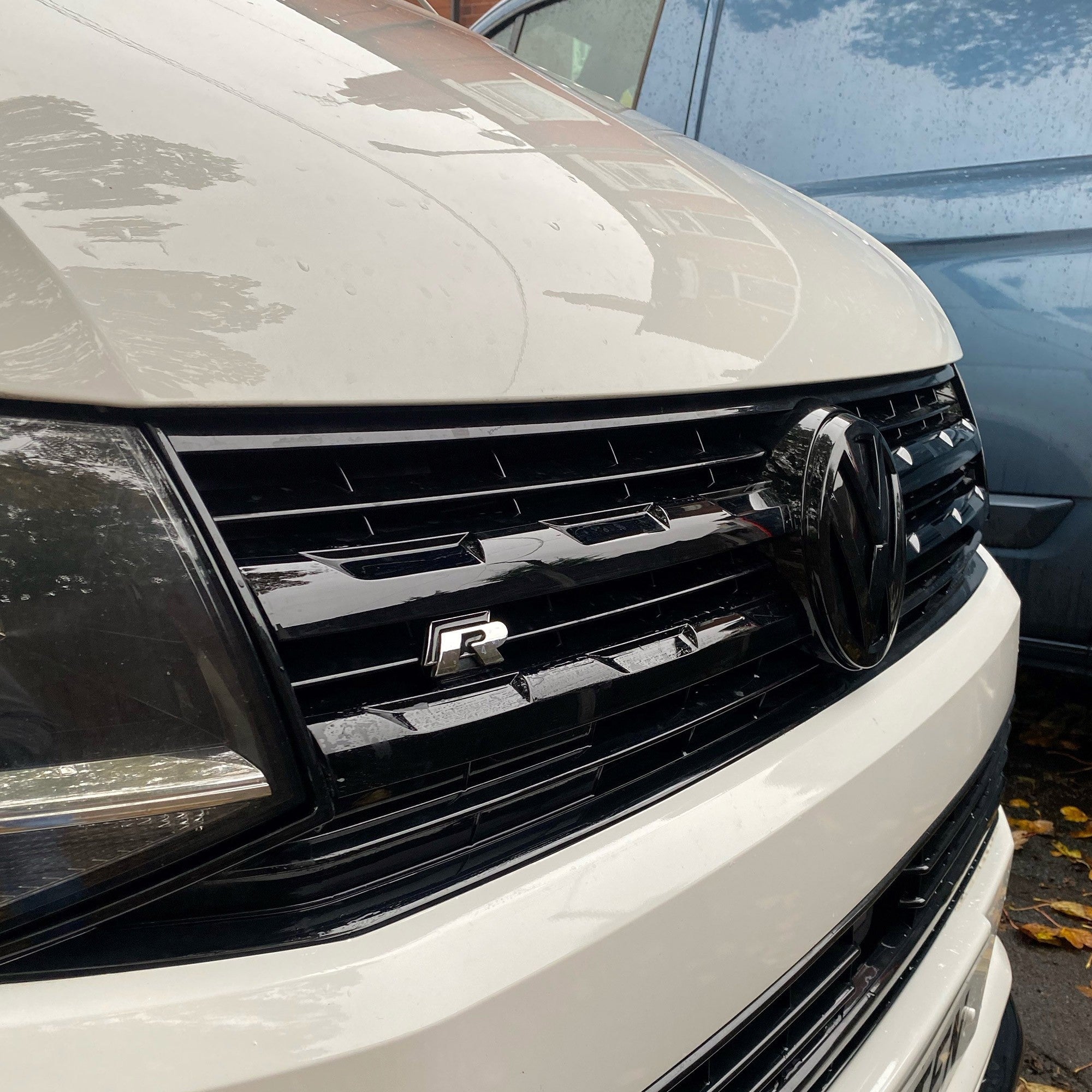 For VW T6 Transporter R-Line Front Grille Trim Kit | Gloss Black | Van-X