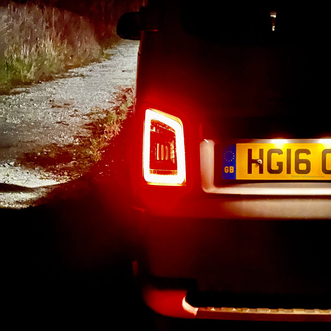 For VW T5 Transporter MK3.1 LED Rear Tailgate Lights Clear Lens Full Frame LED Light Bar – Van-X